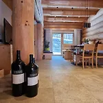 Alpstuga Chalet Resort Sölden *