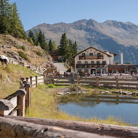 Chalet Resort Sölden *